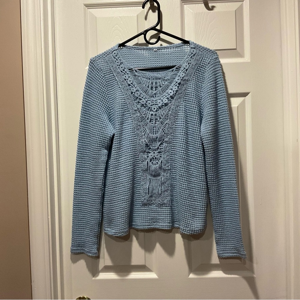 Blue Gray Long Sleeve Tee with Intricate Knit Design shirt top NWOT